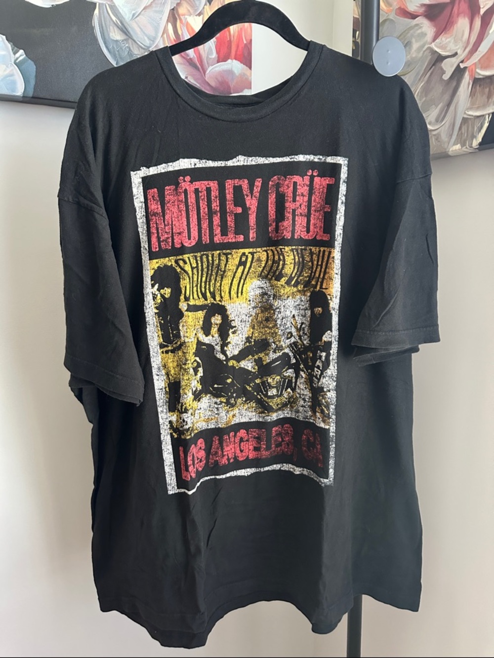 Mötley Crüe Black Short Sleeve Graphic Tee